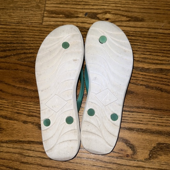 Sperry Topsider Women’s Jellyfish Emma Flip-Flop in Aqua size 5 - Picture 7 of 9